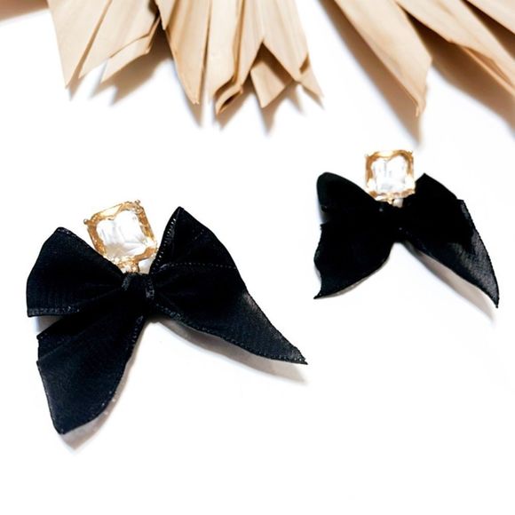 Anthropologie Jewelry - Black mesh bow earrings #594